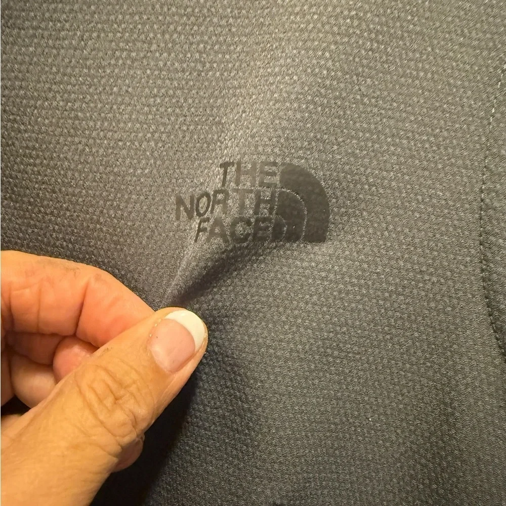 The North Face Women's Sport Dark Gray Lightweight Jacket